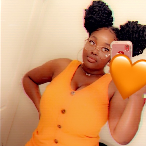 nia702